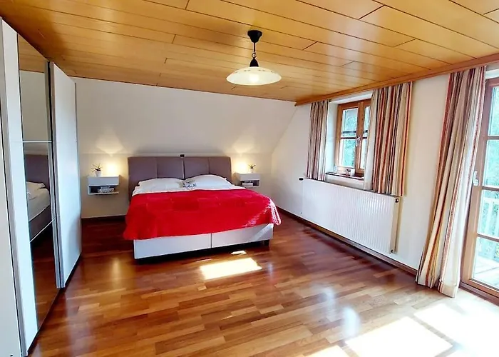 Naturjuwel Inmitten Der Weinberge *