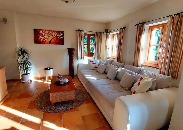 Naturjuwel Inmitten Der Weinberge Sankt Stefan ob Stainz