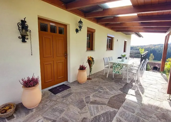 Naturjuwel Inmitten Der Weinberge